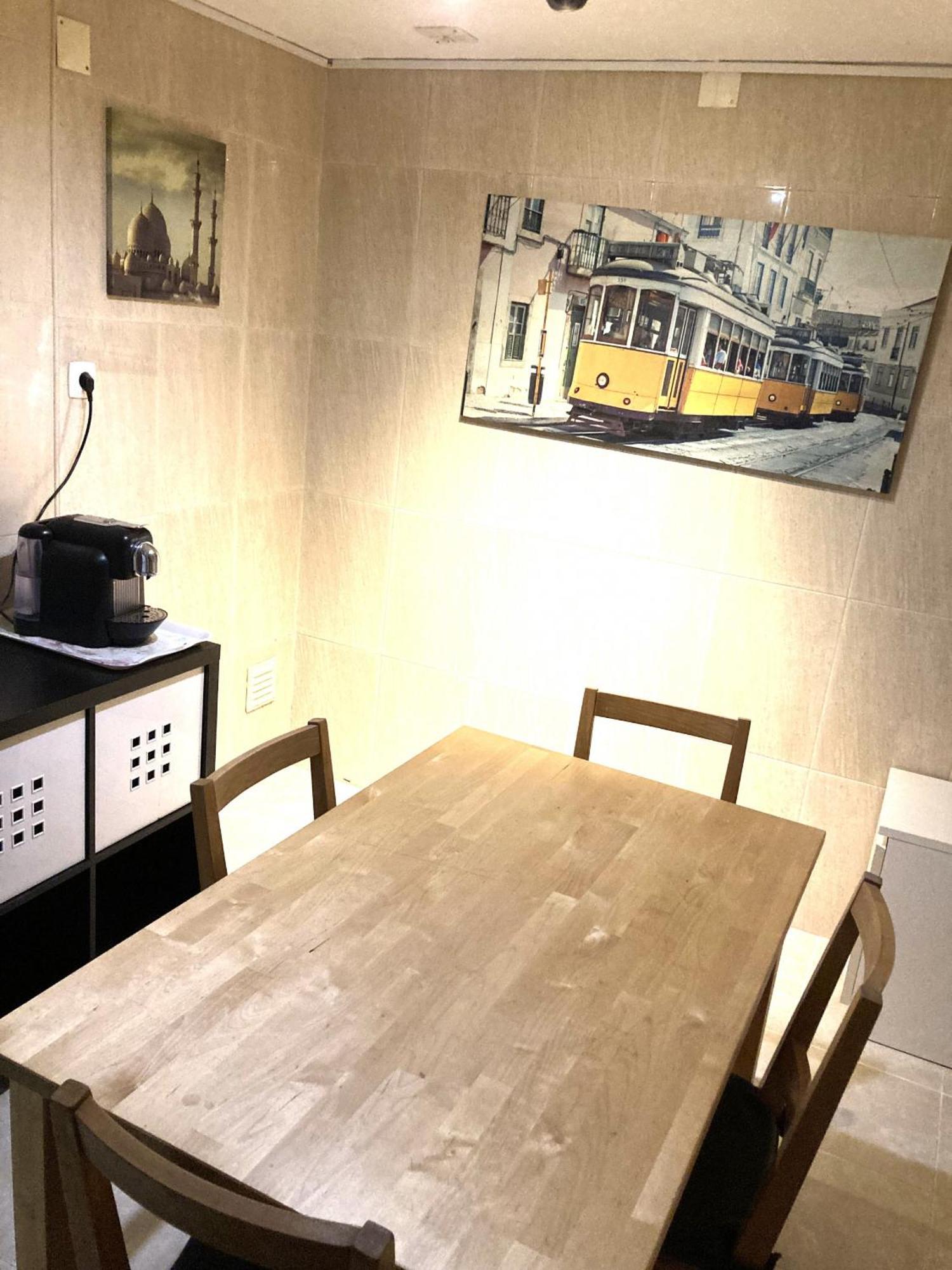 Lisbon T2 Apartment In Typical Villa In Sapadores Lisbon Luaran gambar