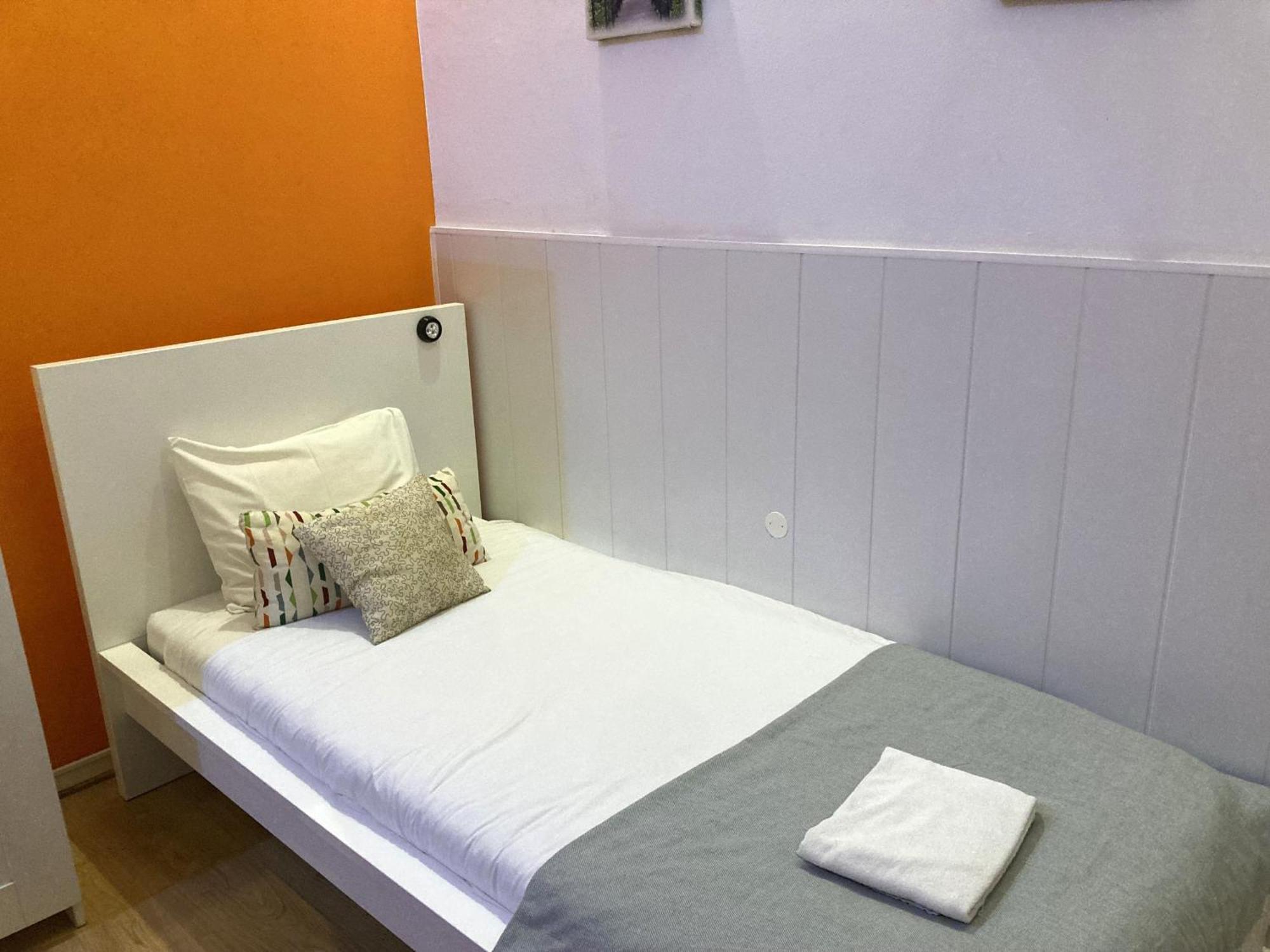 Lisbon T2 Apartment In Typical Villa In Sapadores Lisbon Luaran gambar