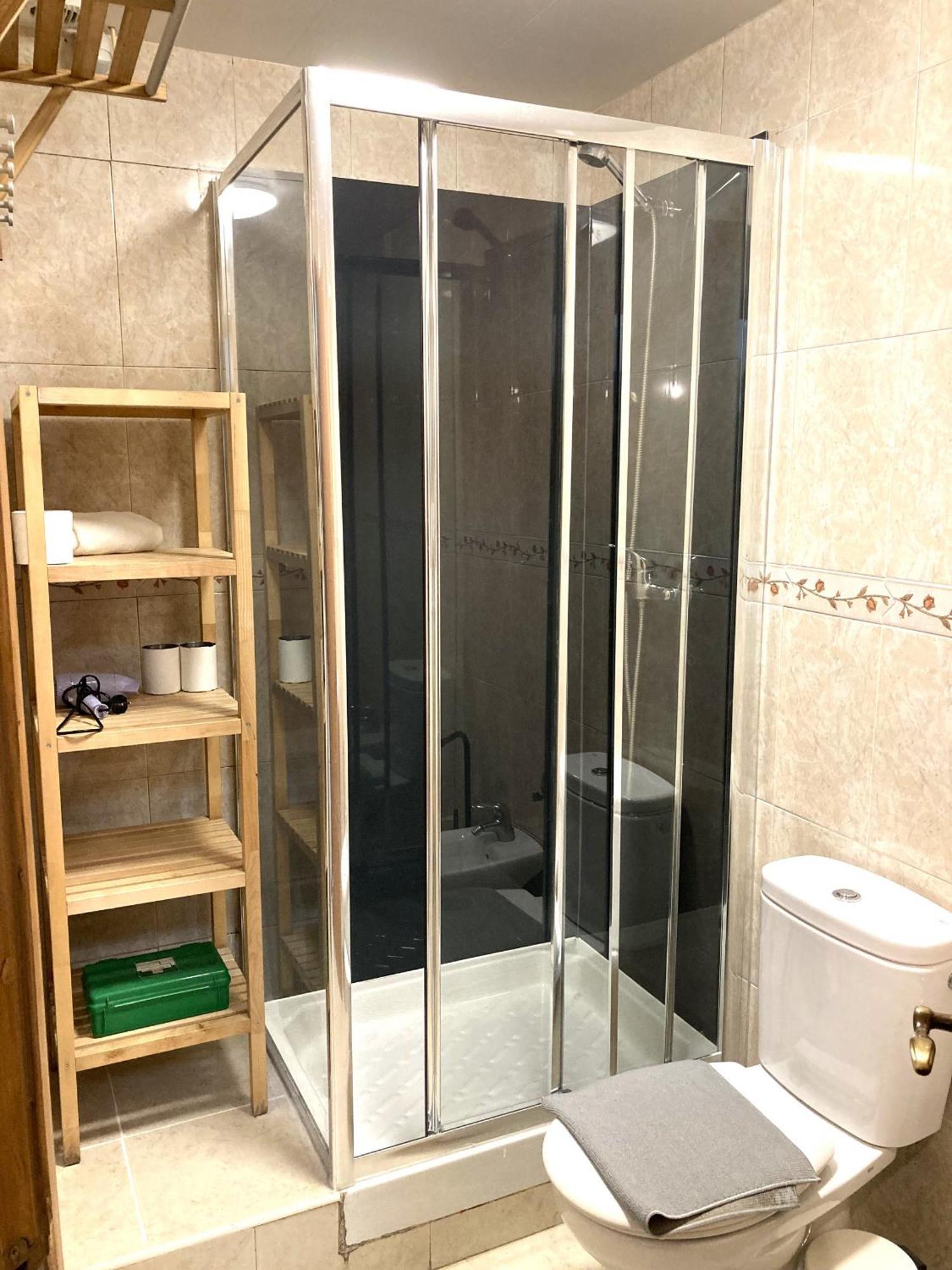 Lisbon T2 Apartment In Typical Villa In Sapadores Lisbon Luaran gambar